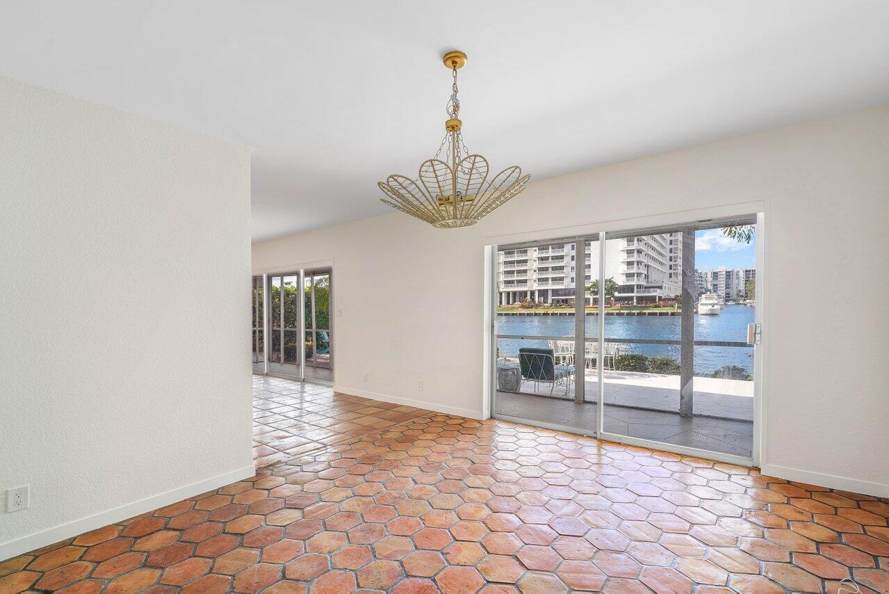 4313 W Tradewinds Avenue 1-2