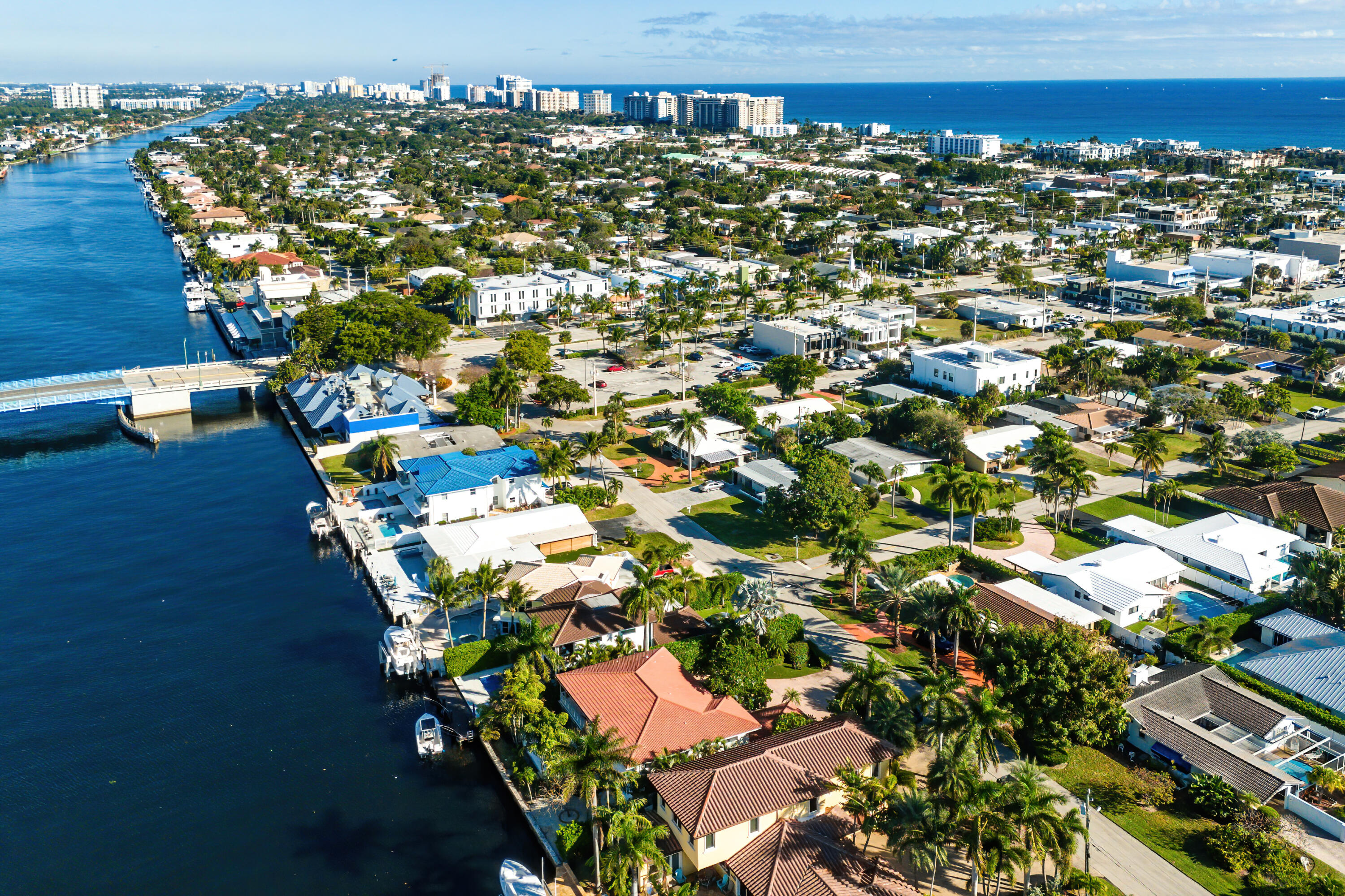 4313 W Tradewinds Avenue 1-2