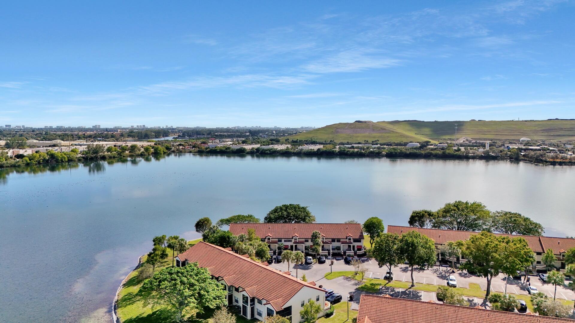 805 Republic Court, Deerfield Beach