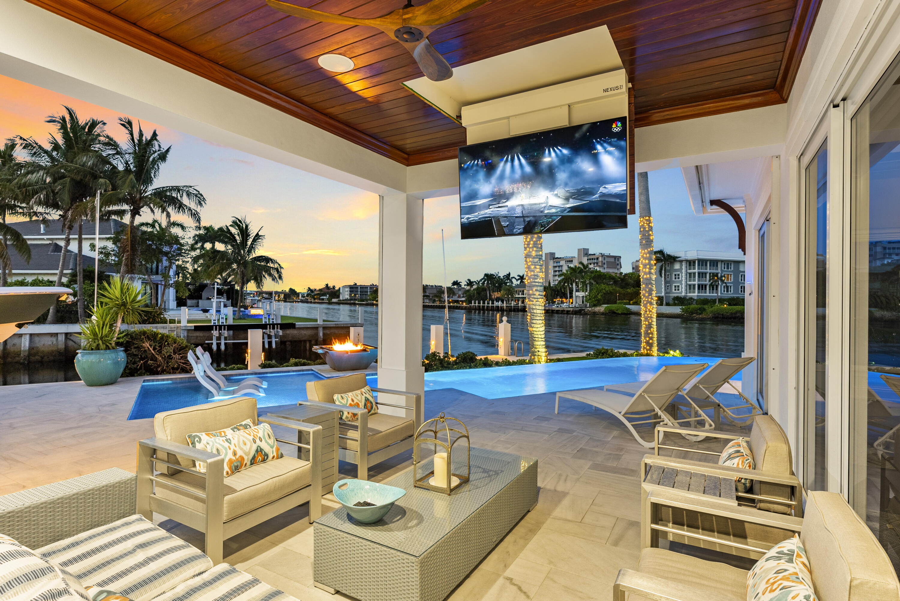 975 Banyan Drive