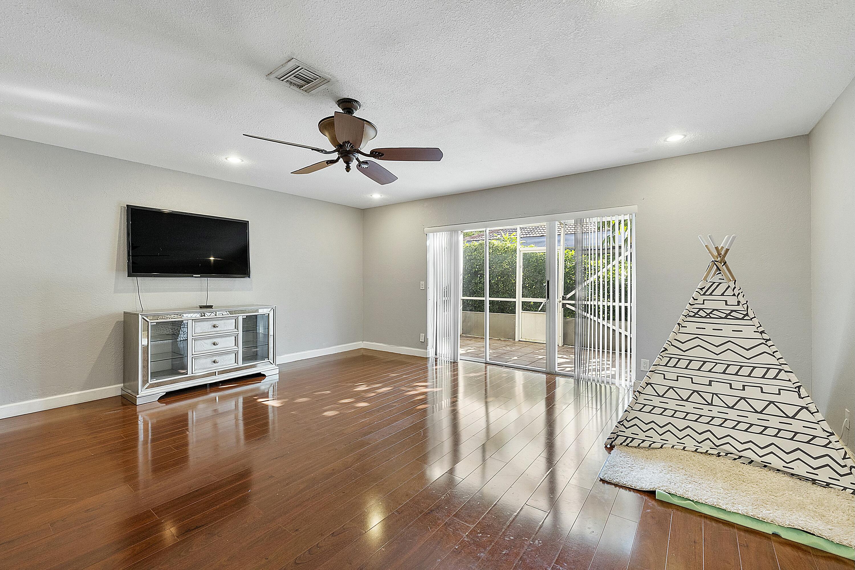 3416 Deer Creek Alba Way, Deerfield Beach