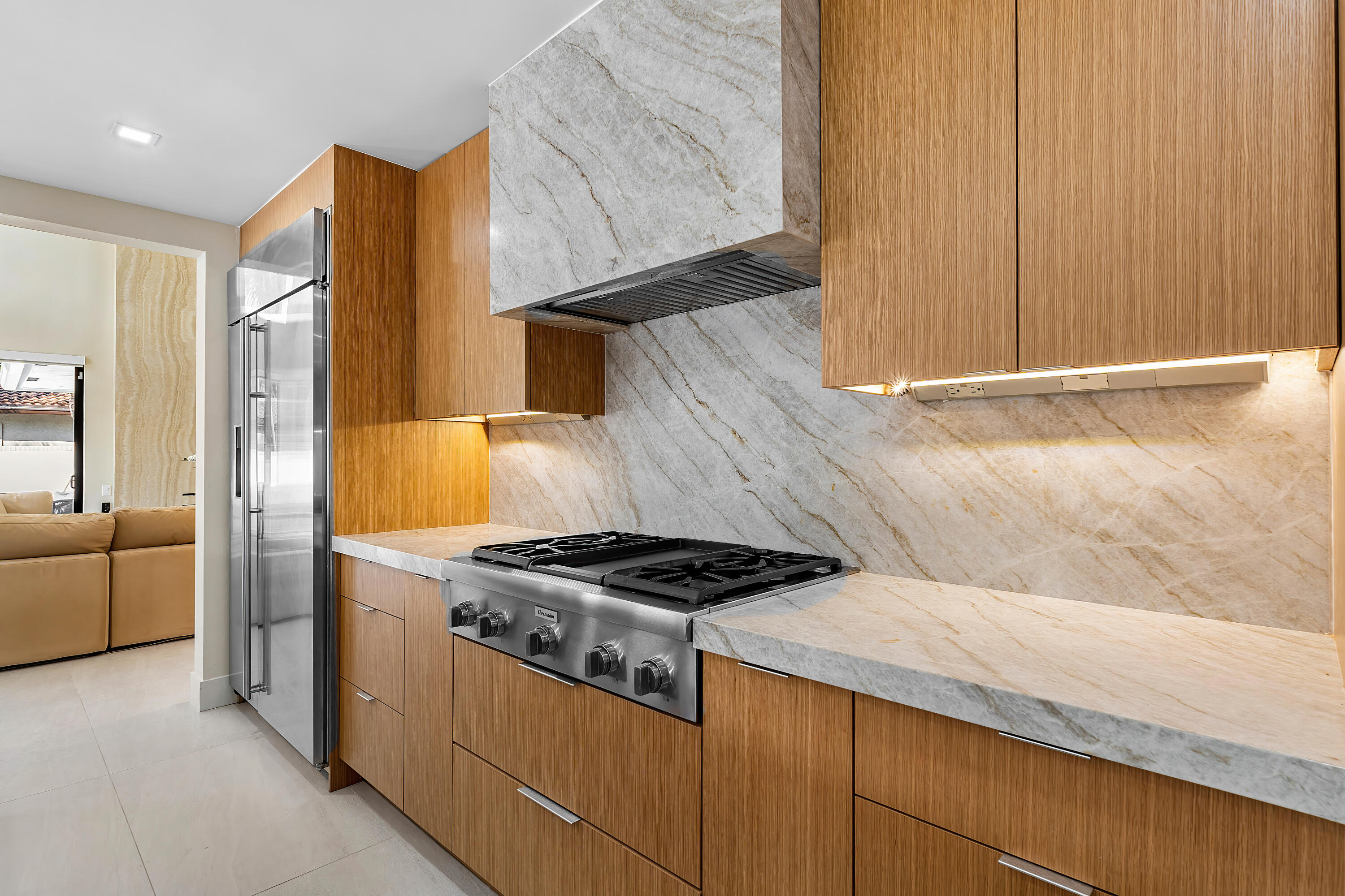 425 Coral Way