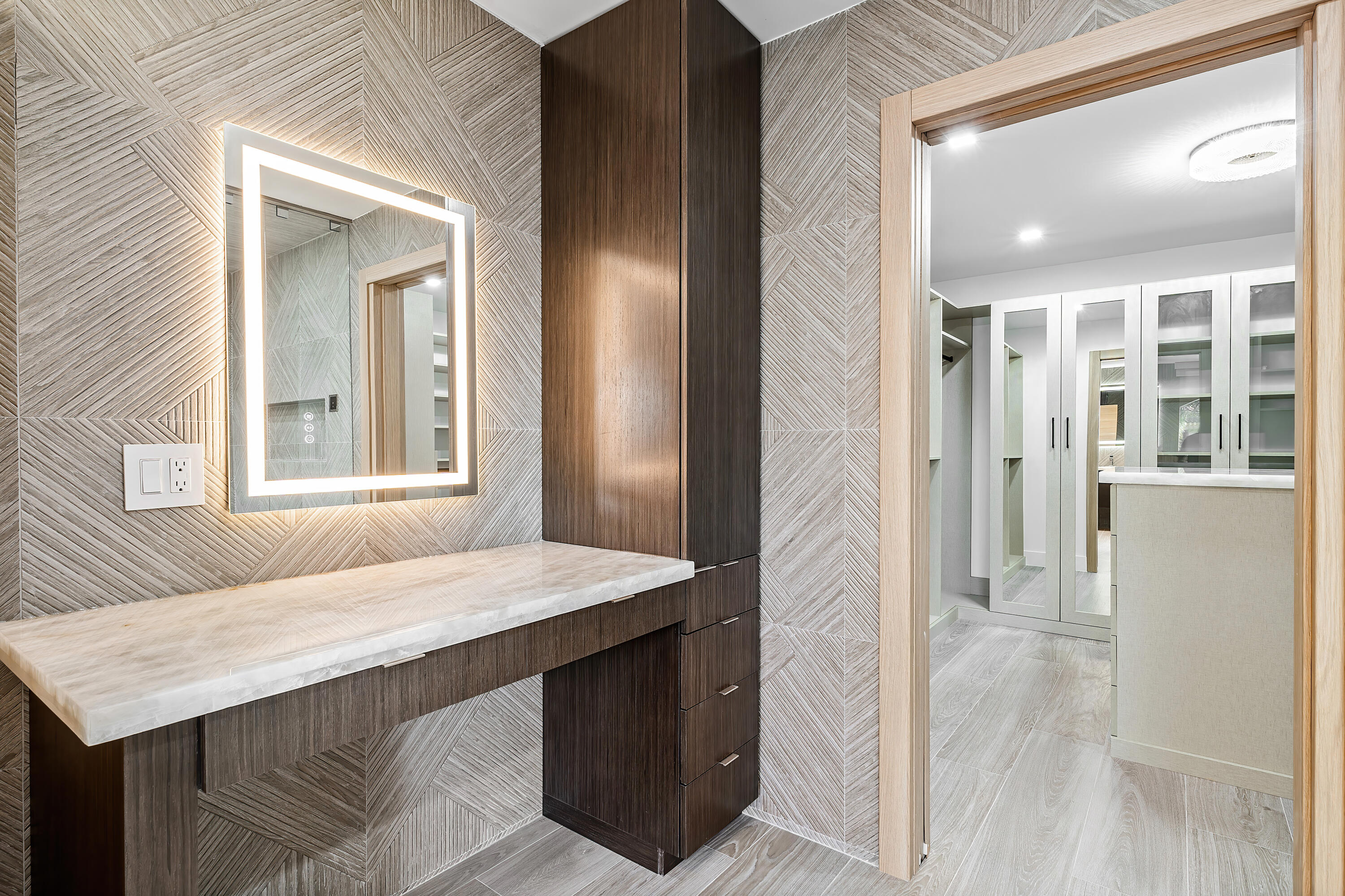 425 Coral Way