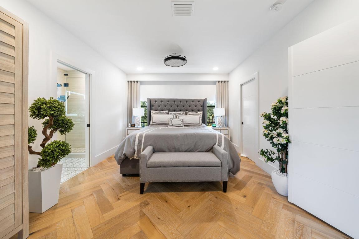 5984 Senegal Drive, Jupiter