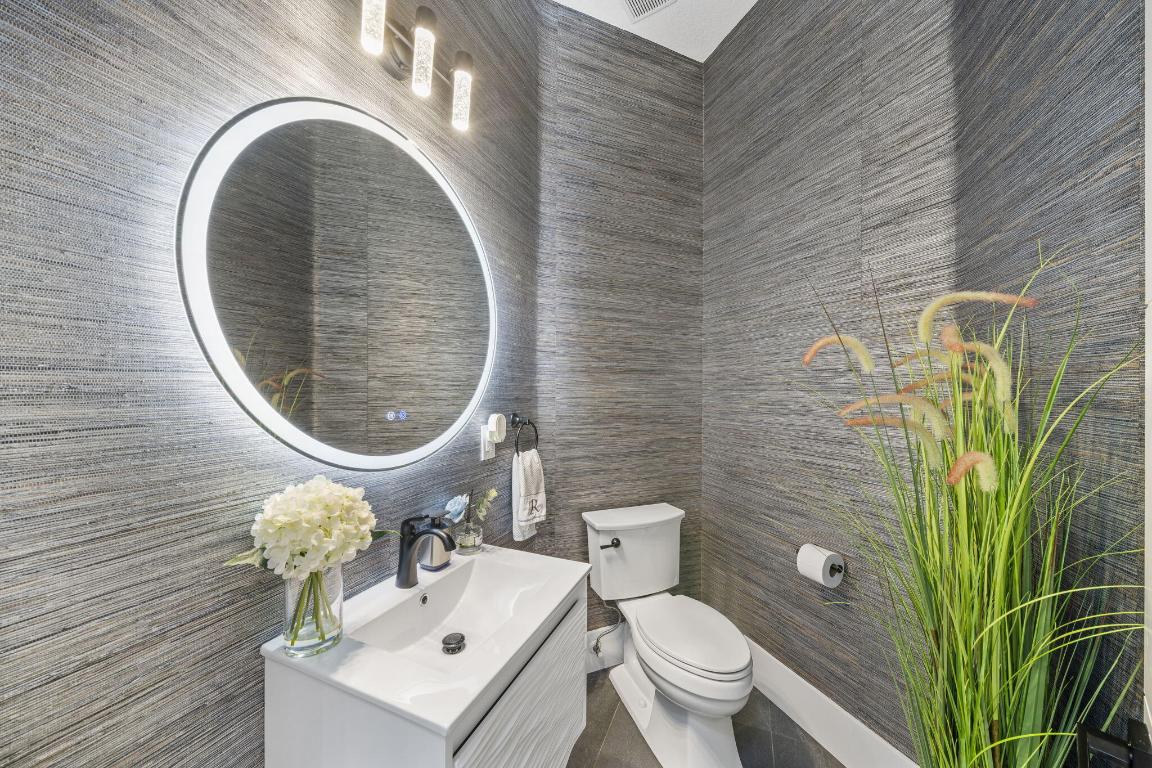 5984 Senegal Drive, Jupiter