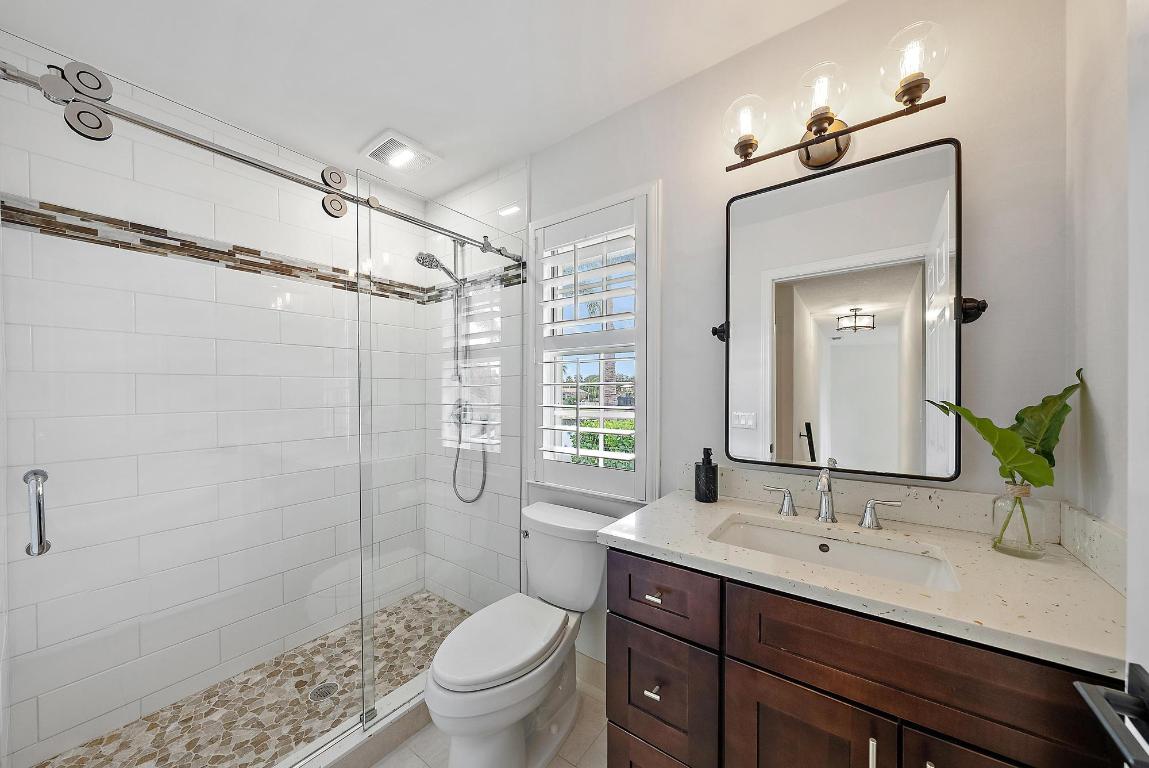 19136 Dawnwood Court