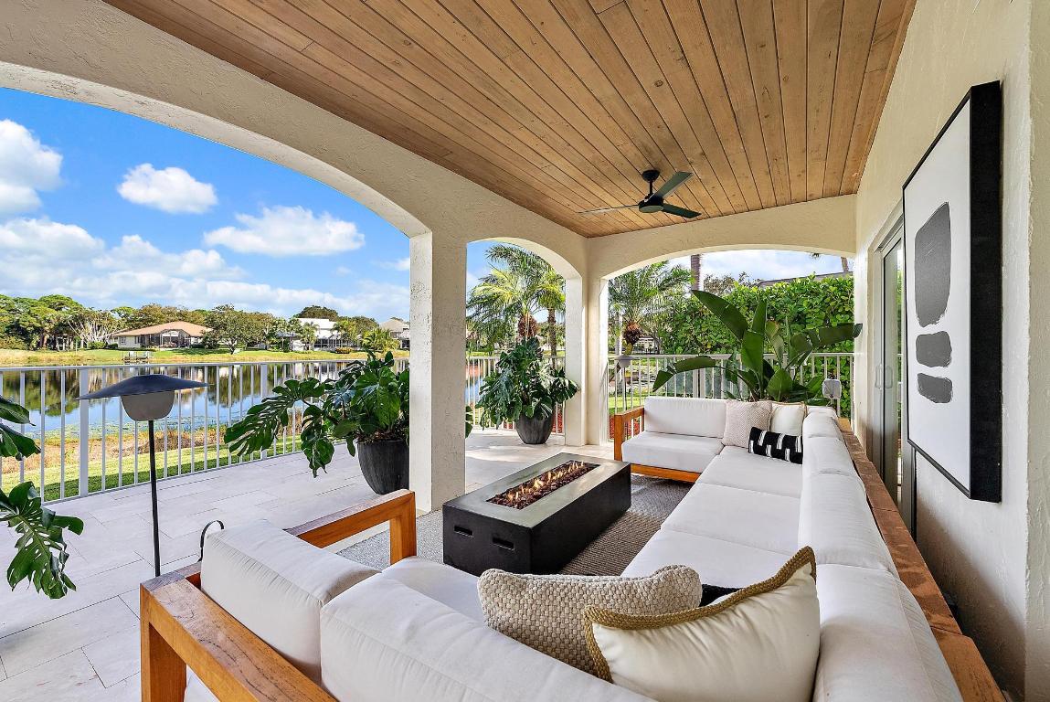 19136 Dawnwood Court