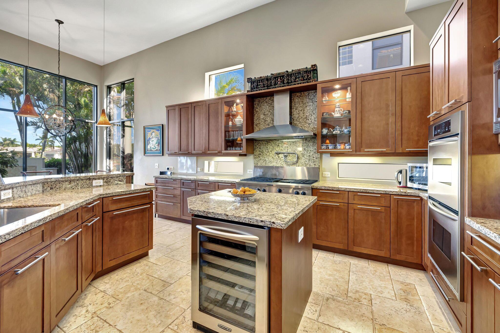 17987 Lake Azure Way