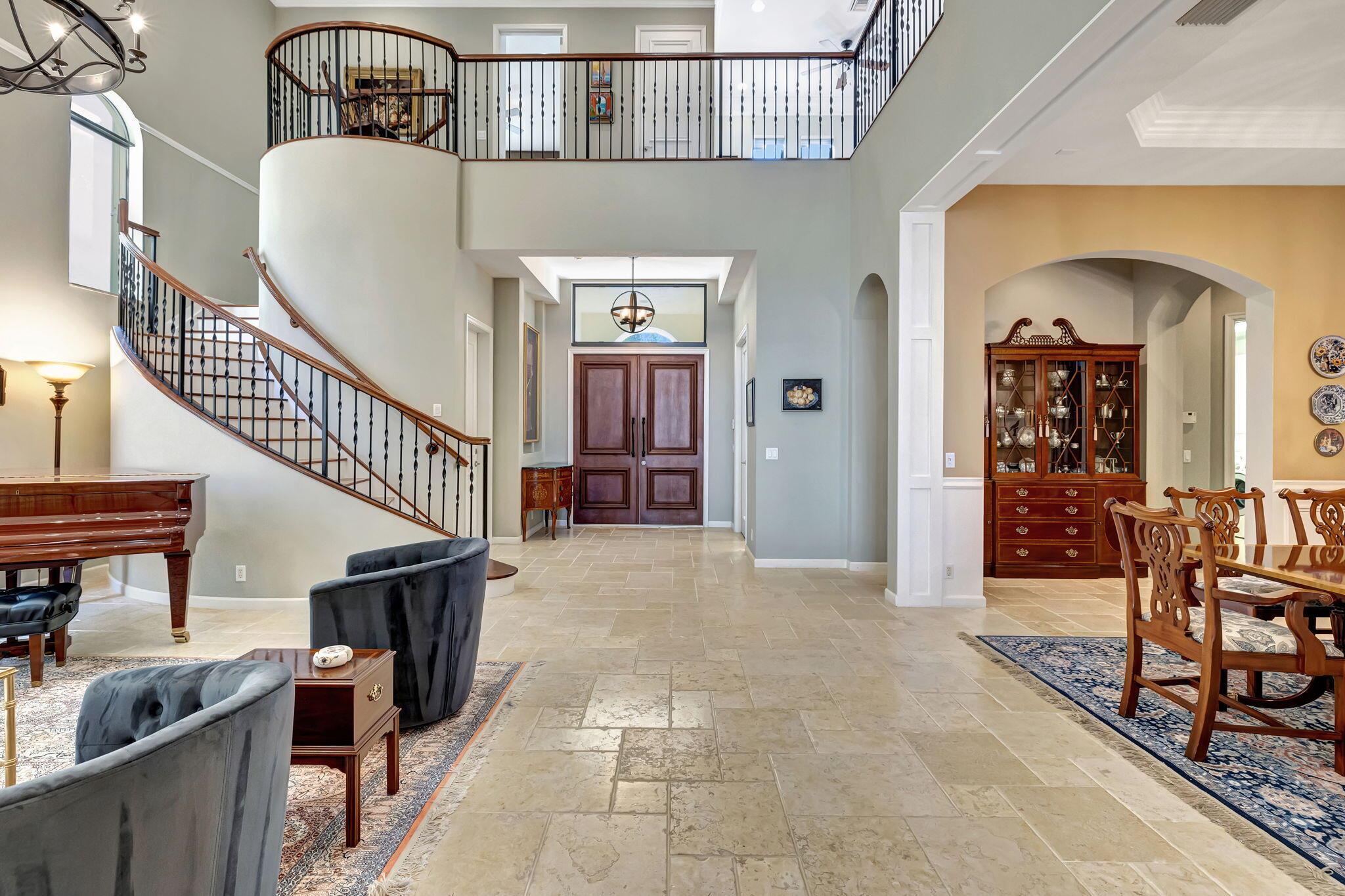 17987 Lake Azure Way