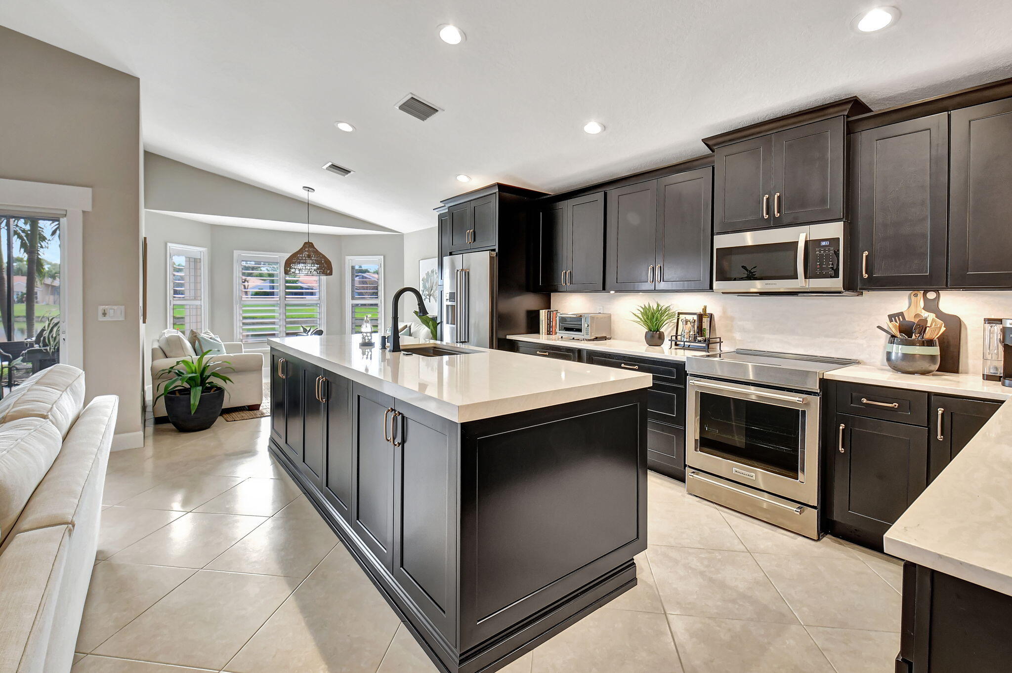 12044 La Vita Way
