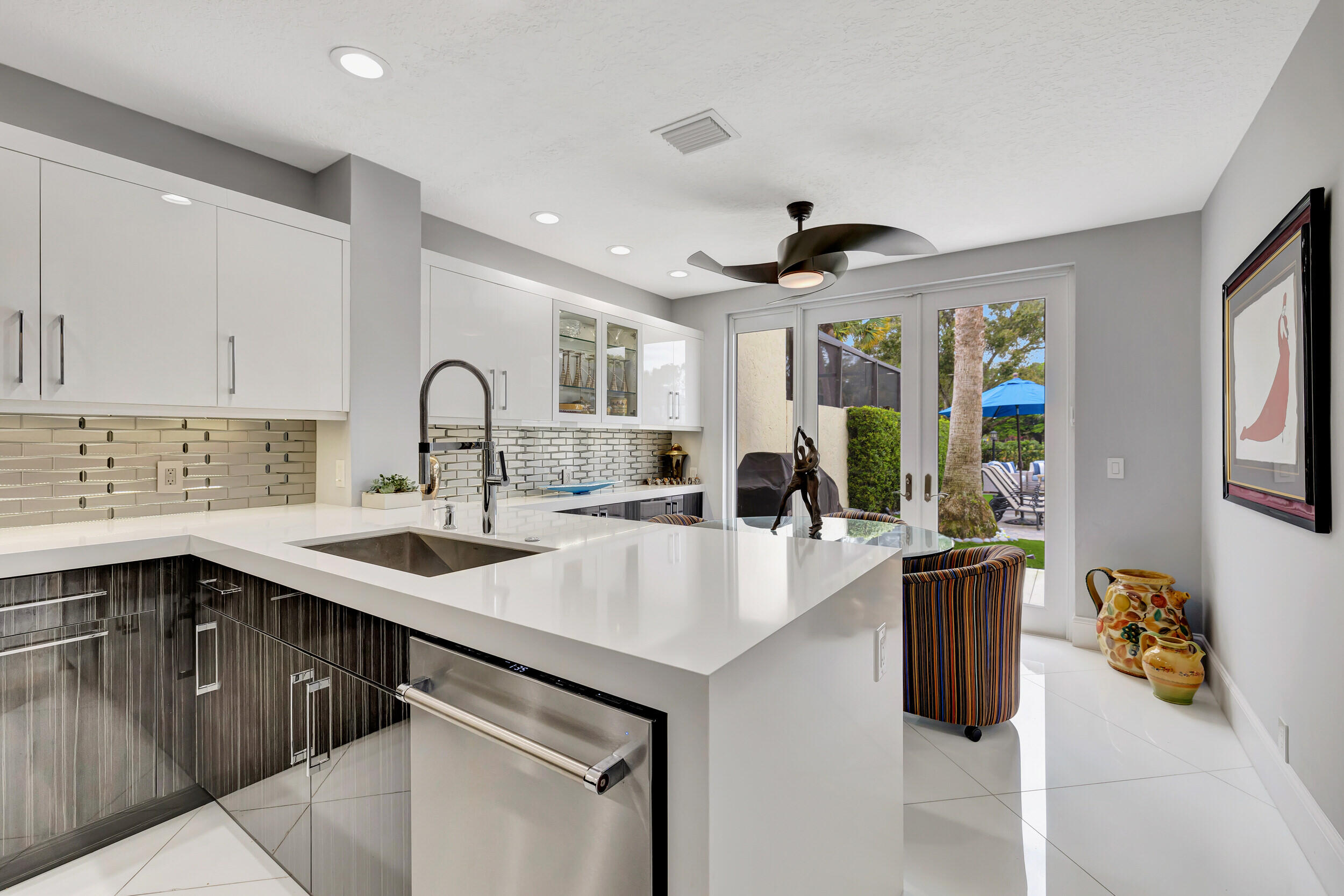 5625 NW 24th Terrace