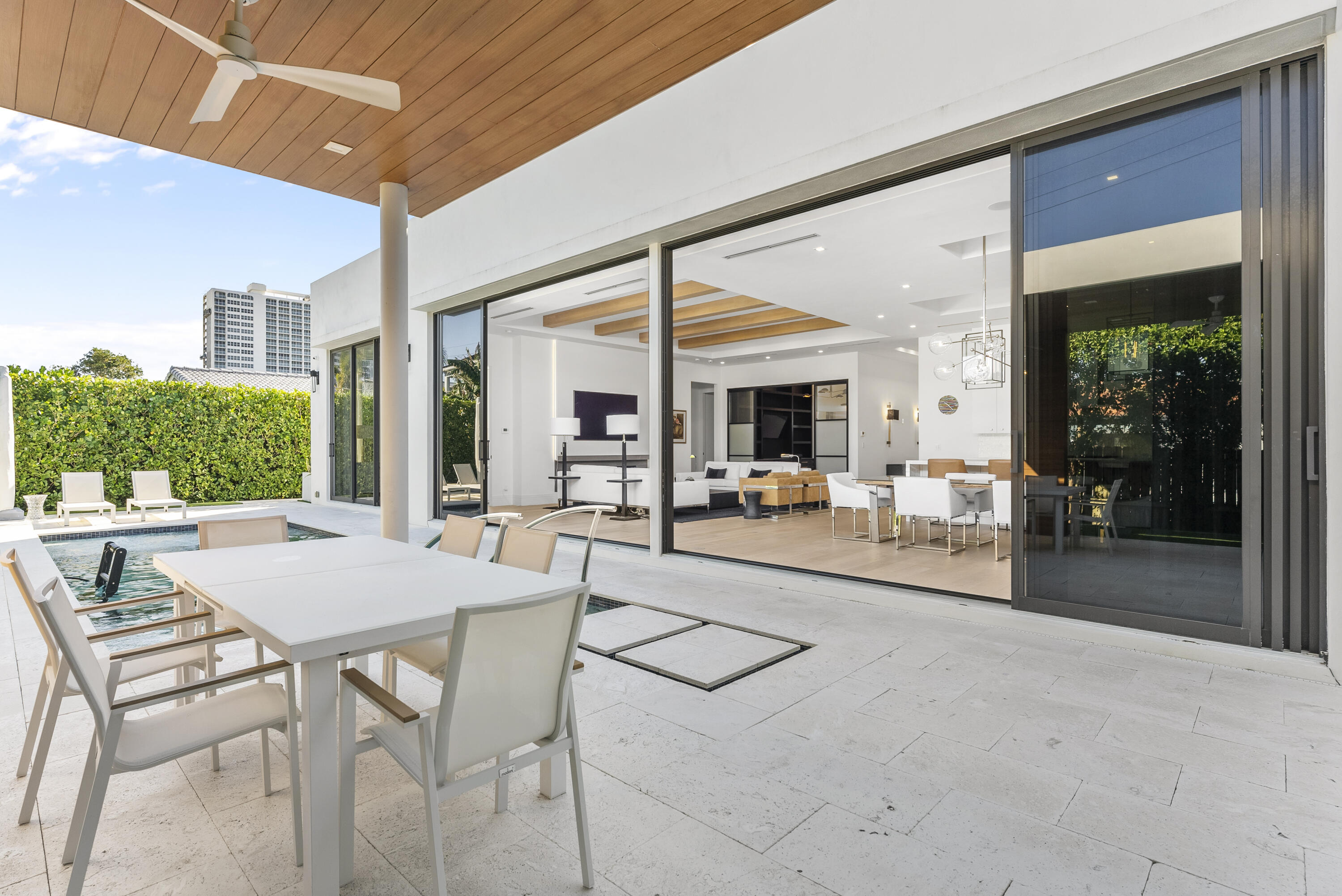 811 Granada Drive