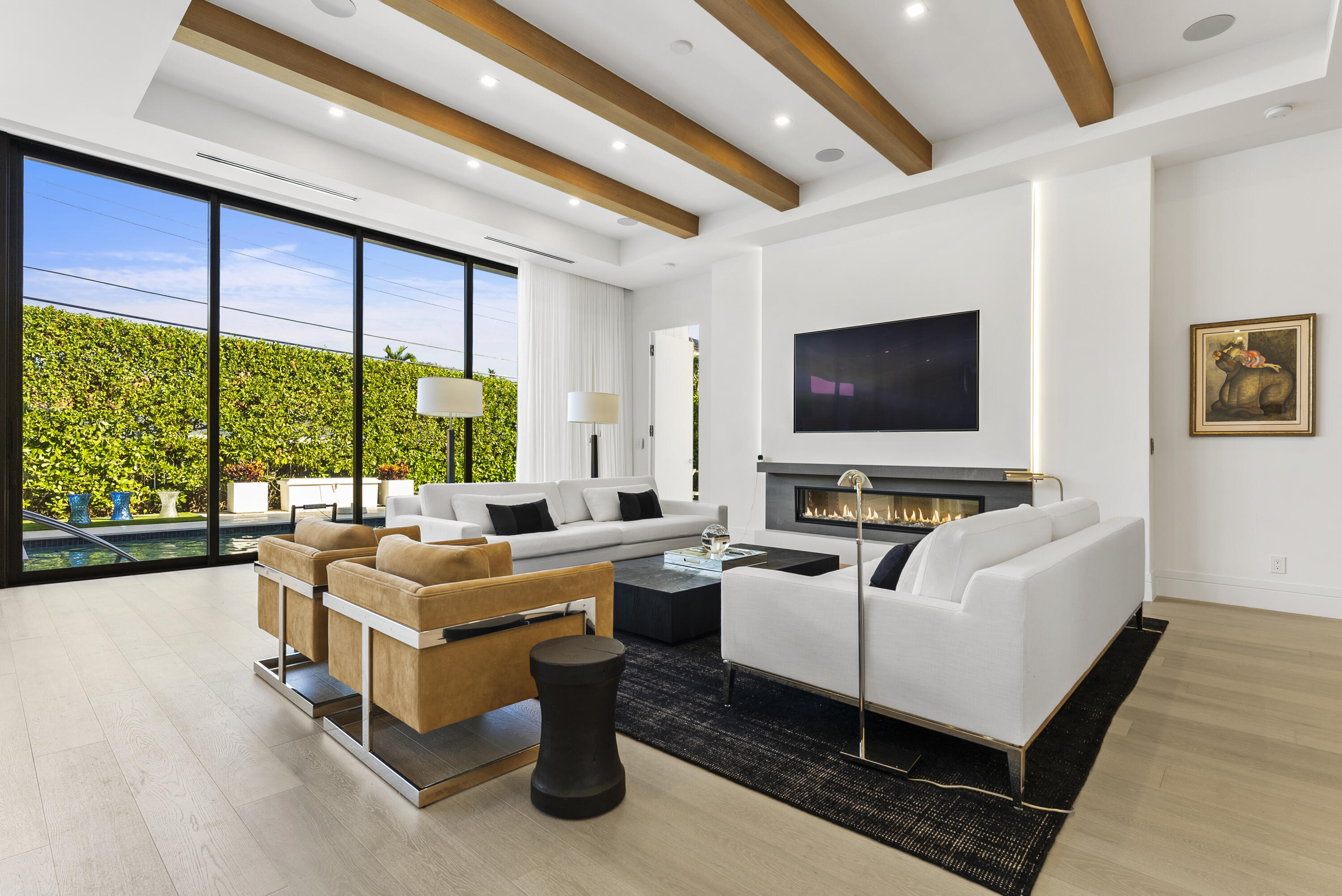 811 Granada Drive