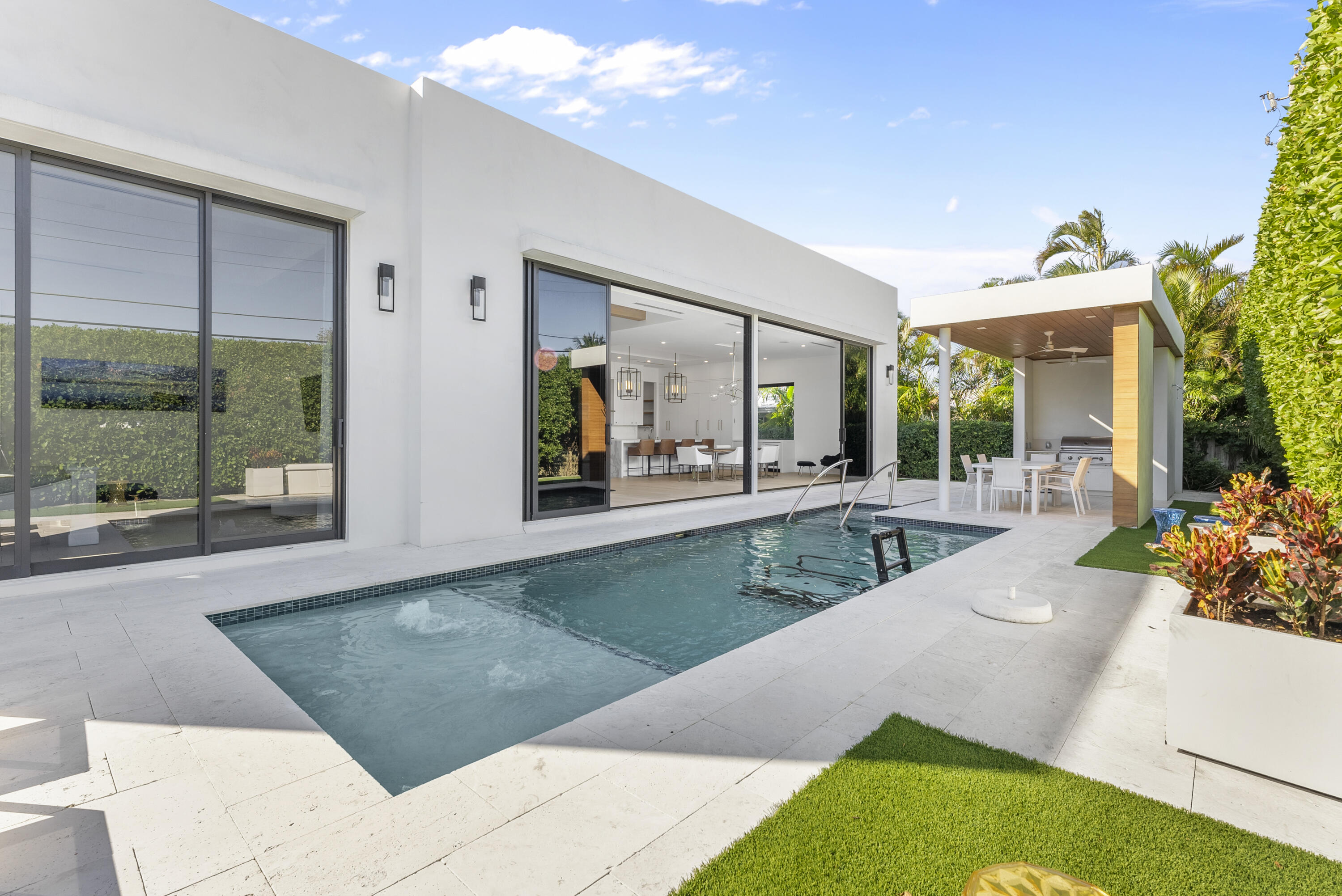 811 Granada Drive