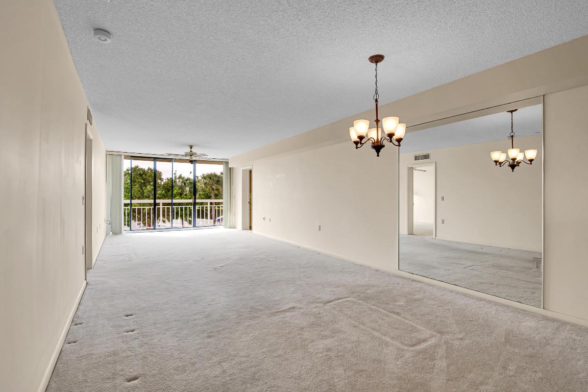 2791 Village Boulevard 303, West Palm Beach Unit: 303