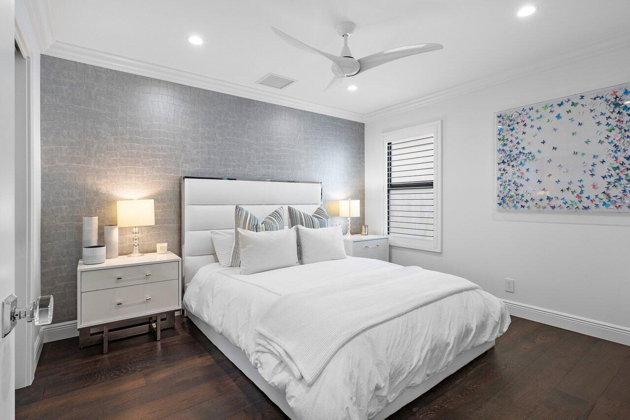 5639 NW Regency Circle