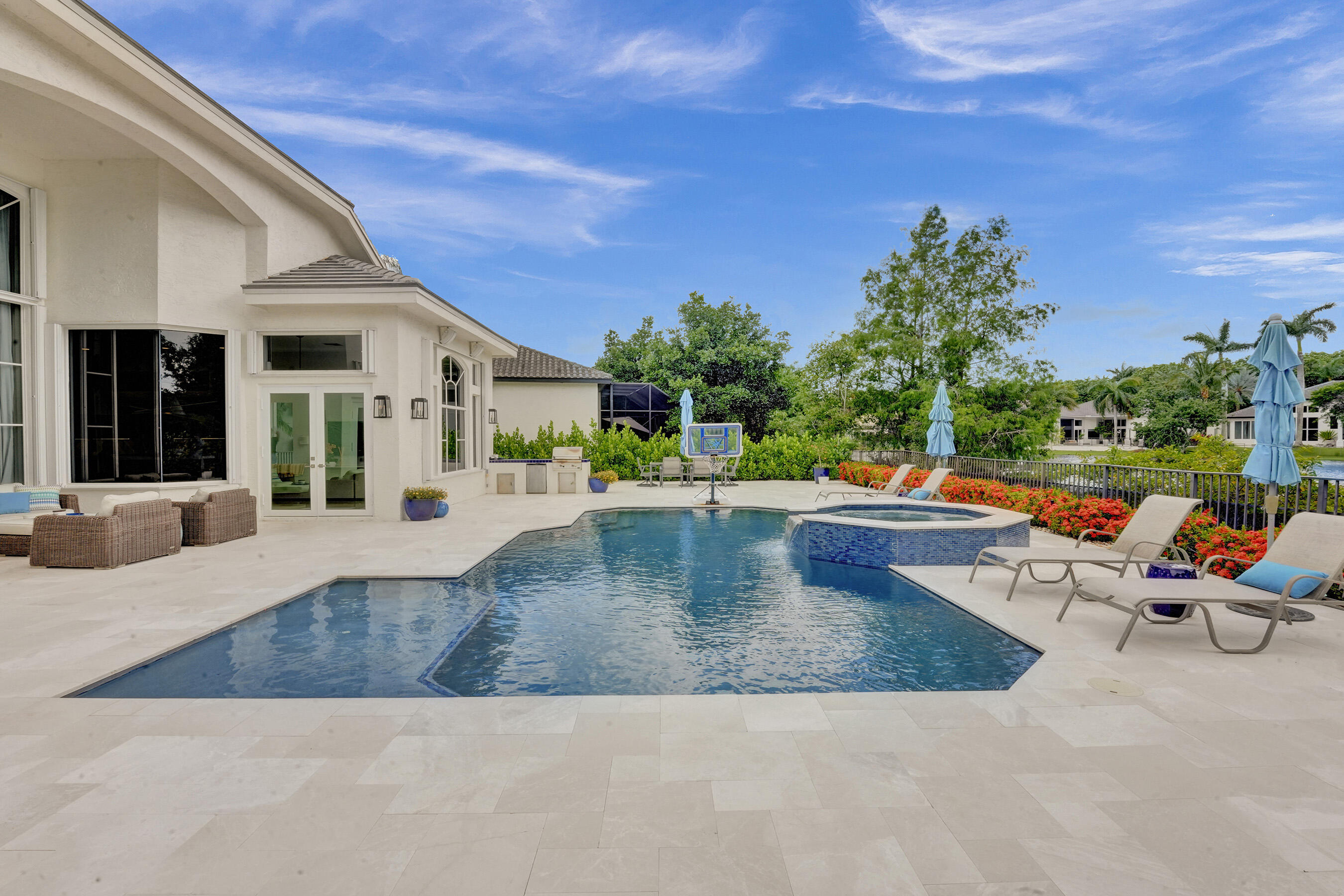5005 NW 24th Circle
