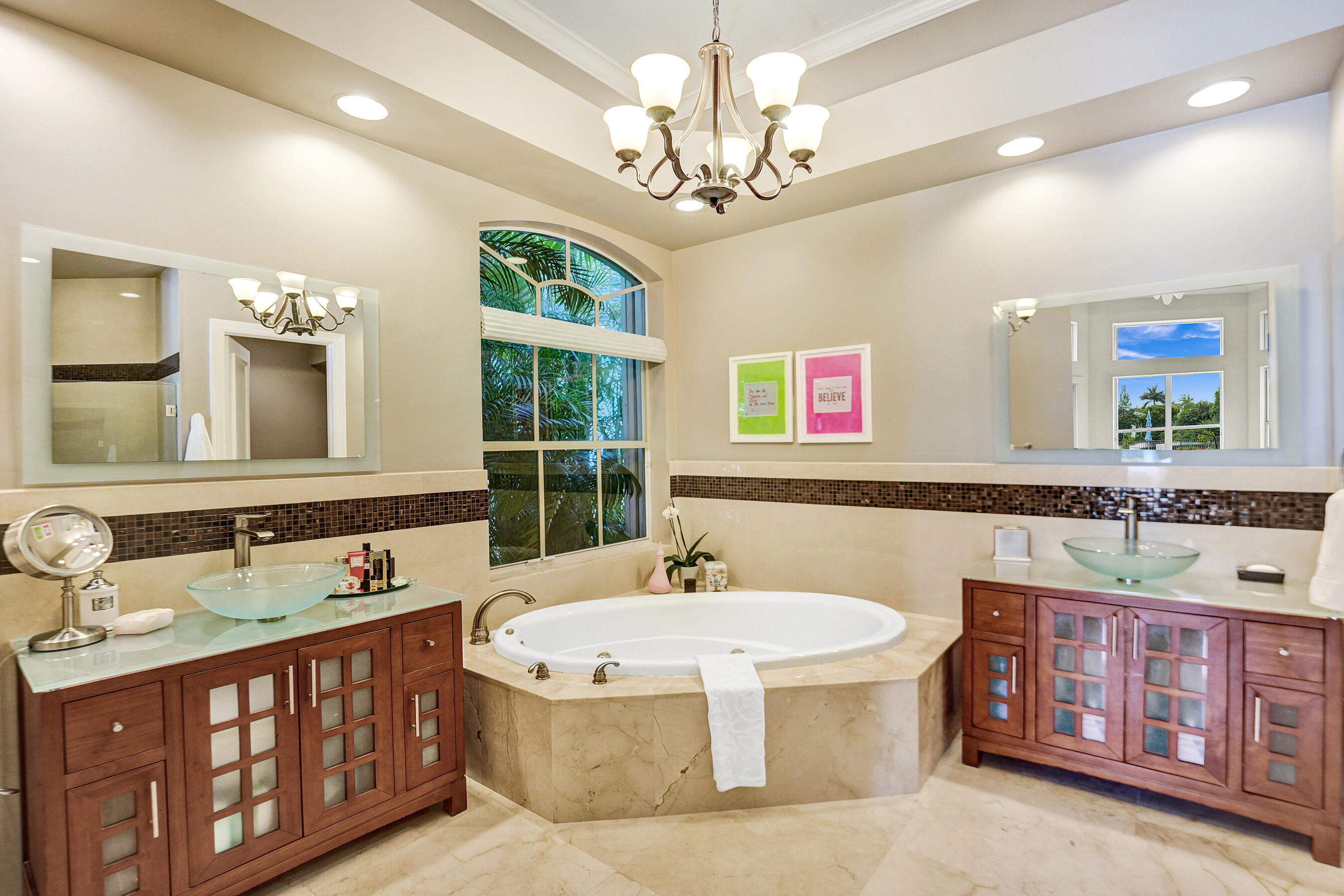 5005 NW 24th Circle