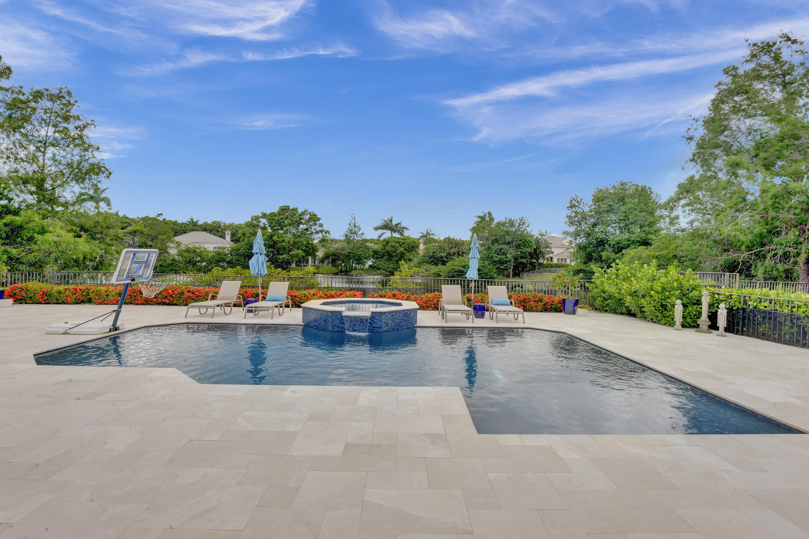 5005 NW 24th Circle