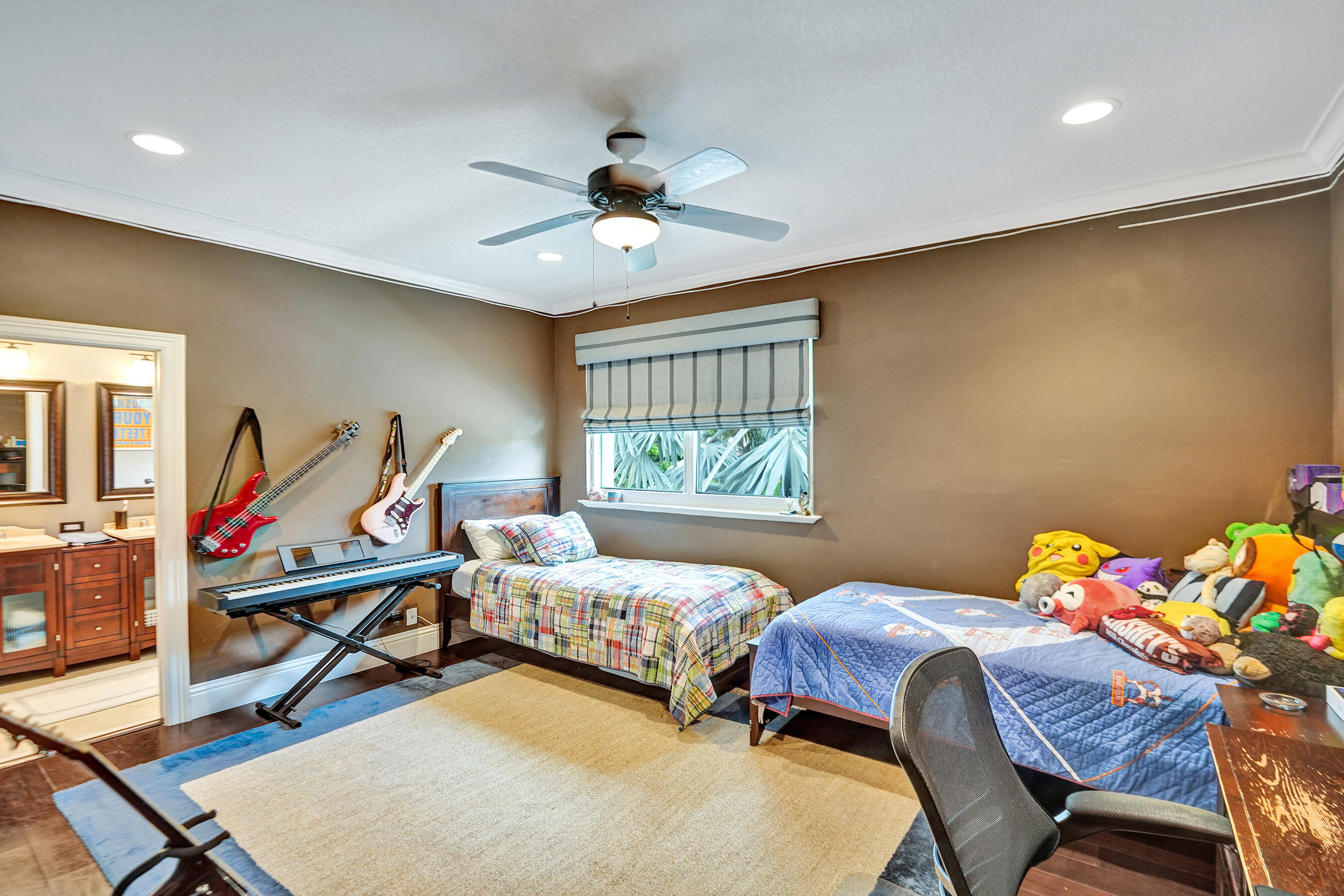 5005 NW 24th Circle