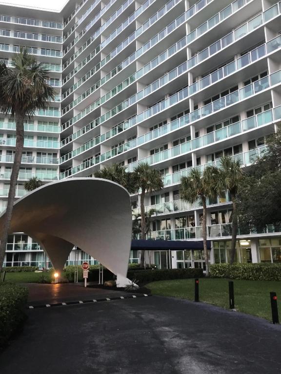 333 NE 21 Avenue E 1108, Deerfield Beach Unit: 1108