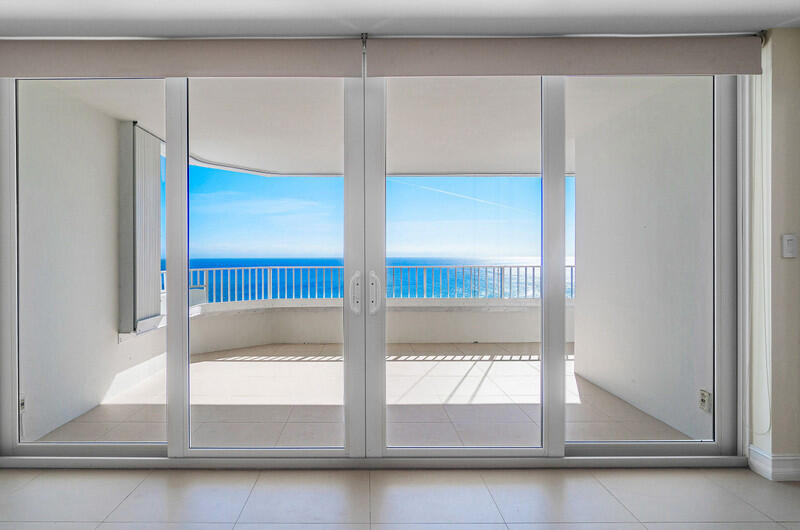 550 S Ocean Boulevard 2208, Boca Raton Unit: 2208