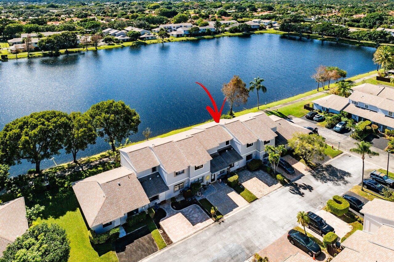 5274 Jog Lane