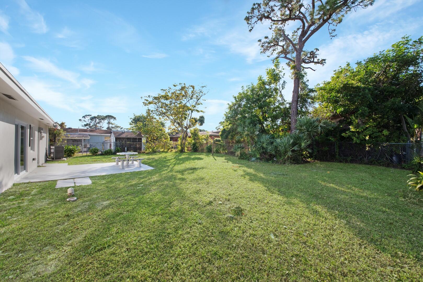 3105 Evergreen Lane, Lake Worth