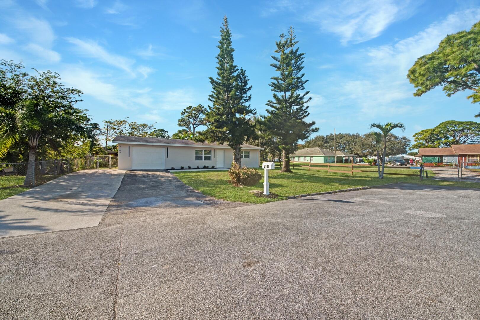 3105 Evergreen Lane, Lake Worth