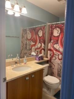 1000 Crystal Way H