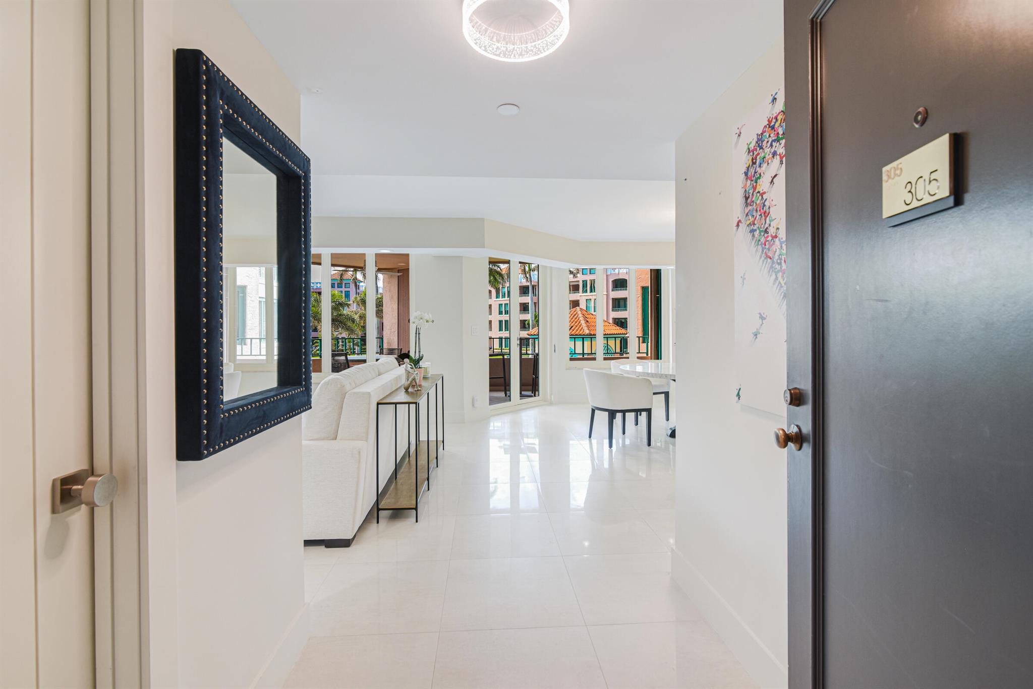 100 SE 5th 305 Avenue 305
