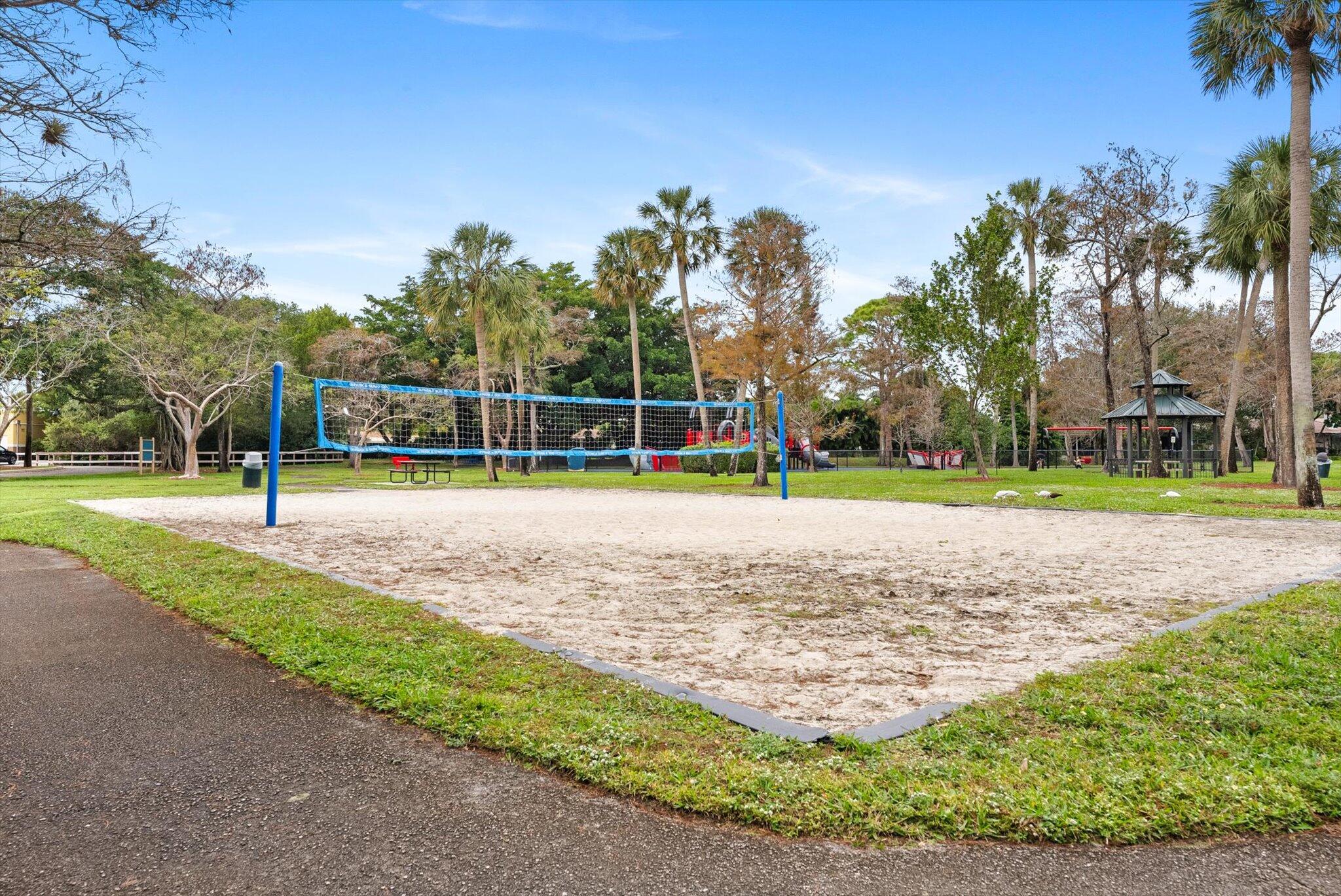 4440 NW 10th Street
