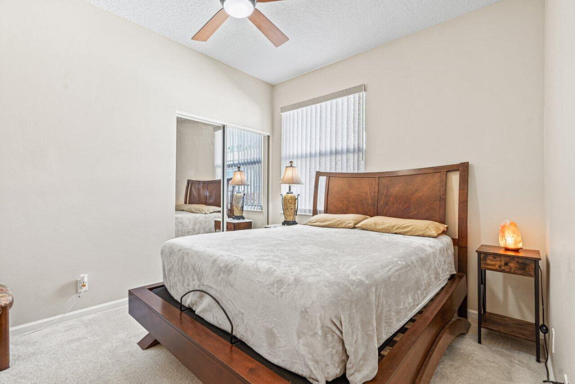 9648 Crescent View Drive N, Boynton Beach