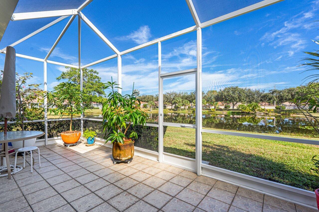 9648 Crescent View Drive N, Boynton Beach