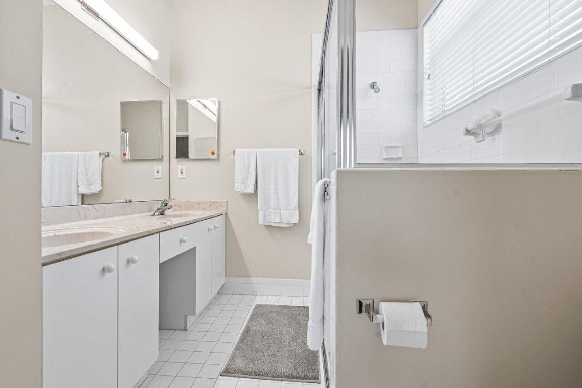 9648 Crescent View Drive N, Boynton Beach