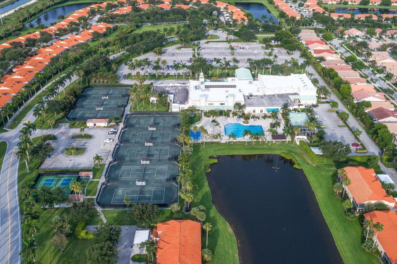 9648 Crescent View Drive N, Boynton Beach