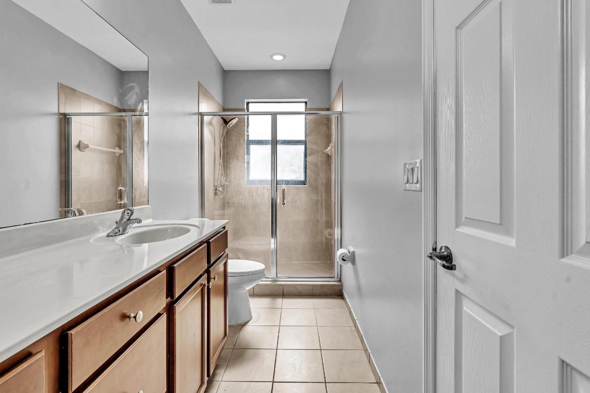 3320 W 90th Street, Hialeah