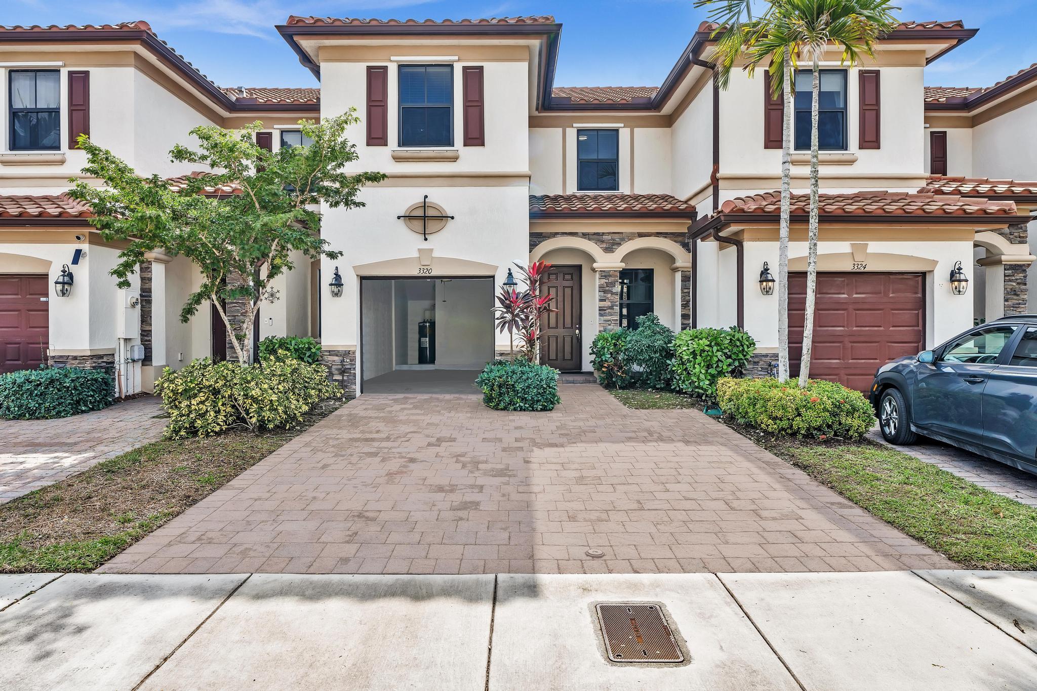 3320 W 90th Street, Hialeah