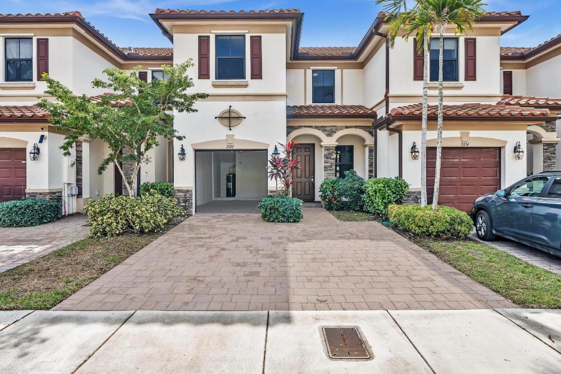3320 W 90th Street, Hialeah
