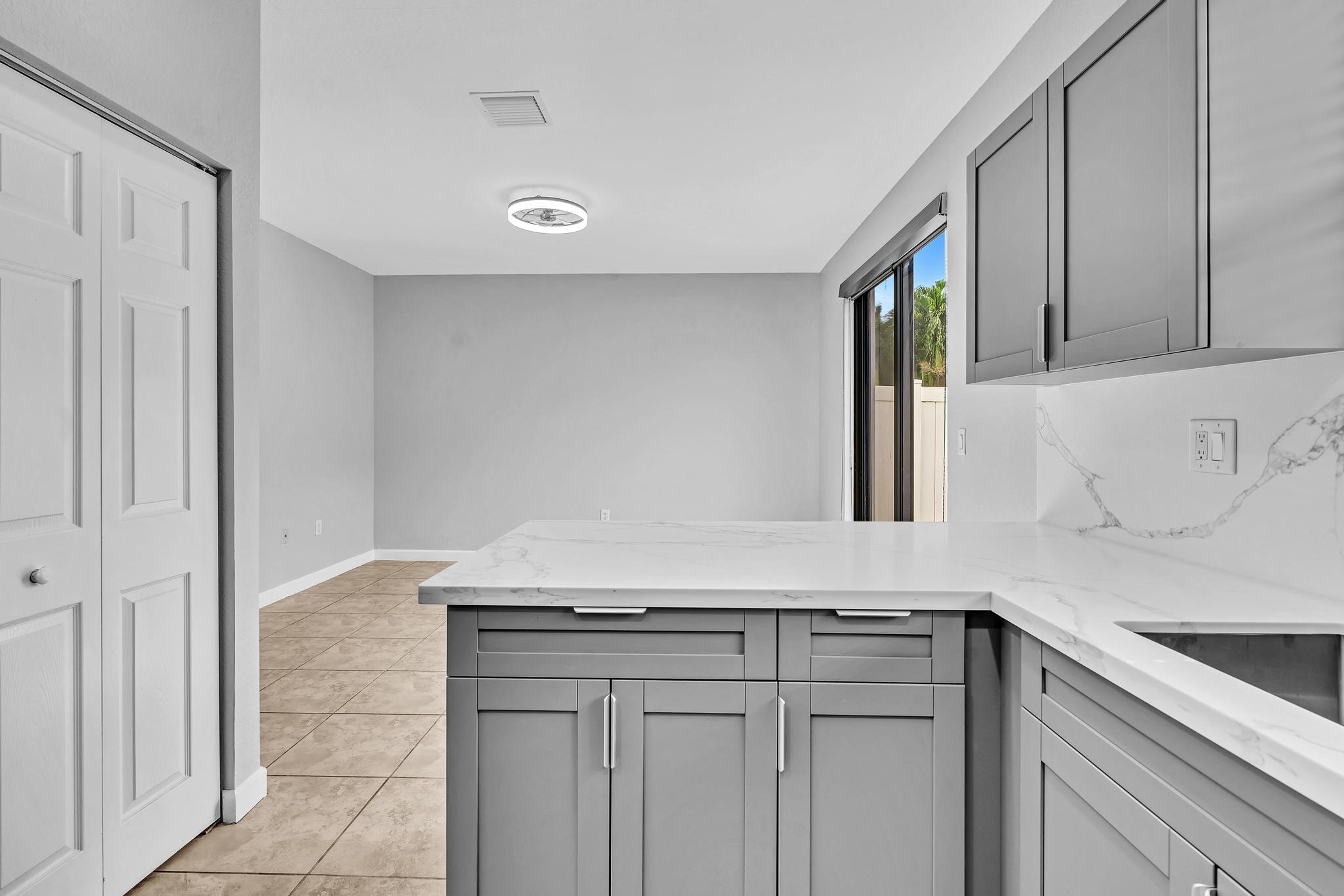 3320 W 90th Street, Hialeah