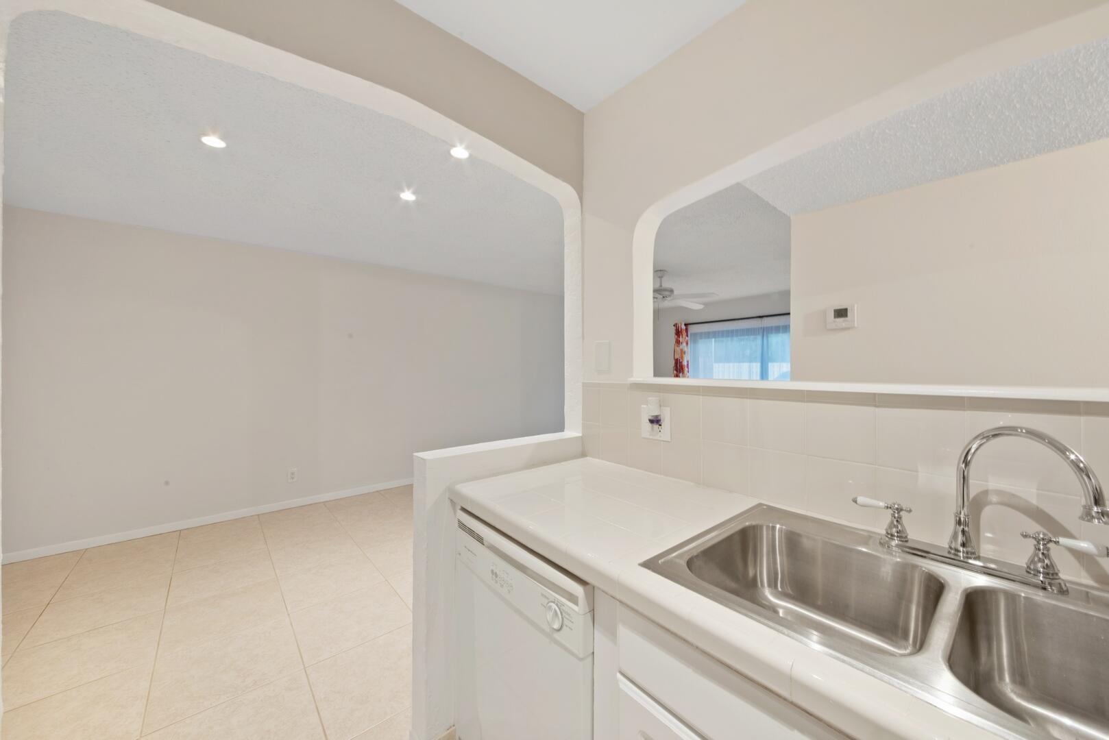 875 NW 13th Street, 307, Boca Raton Unit: 307