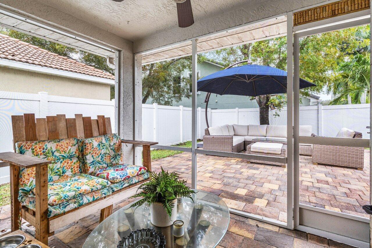 1132 Canoe Point