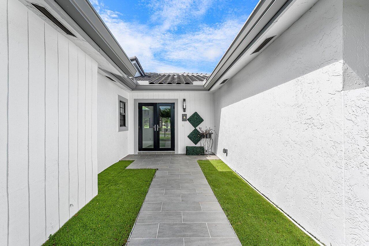 51 Woods Lane