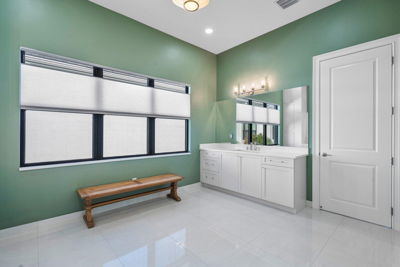 11200 Glen Orchard Lane