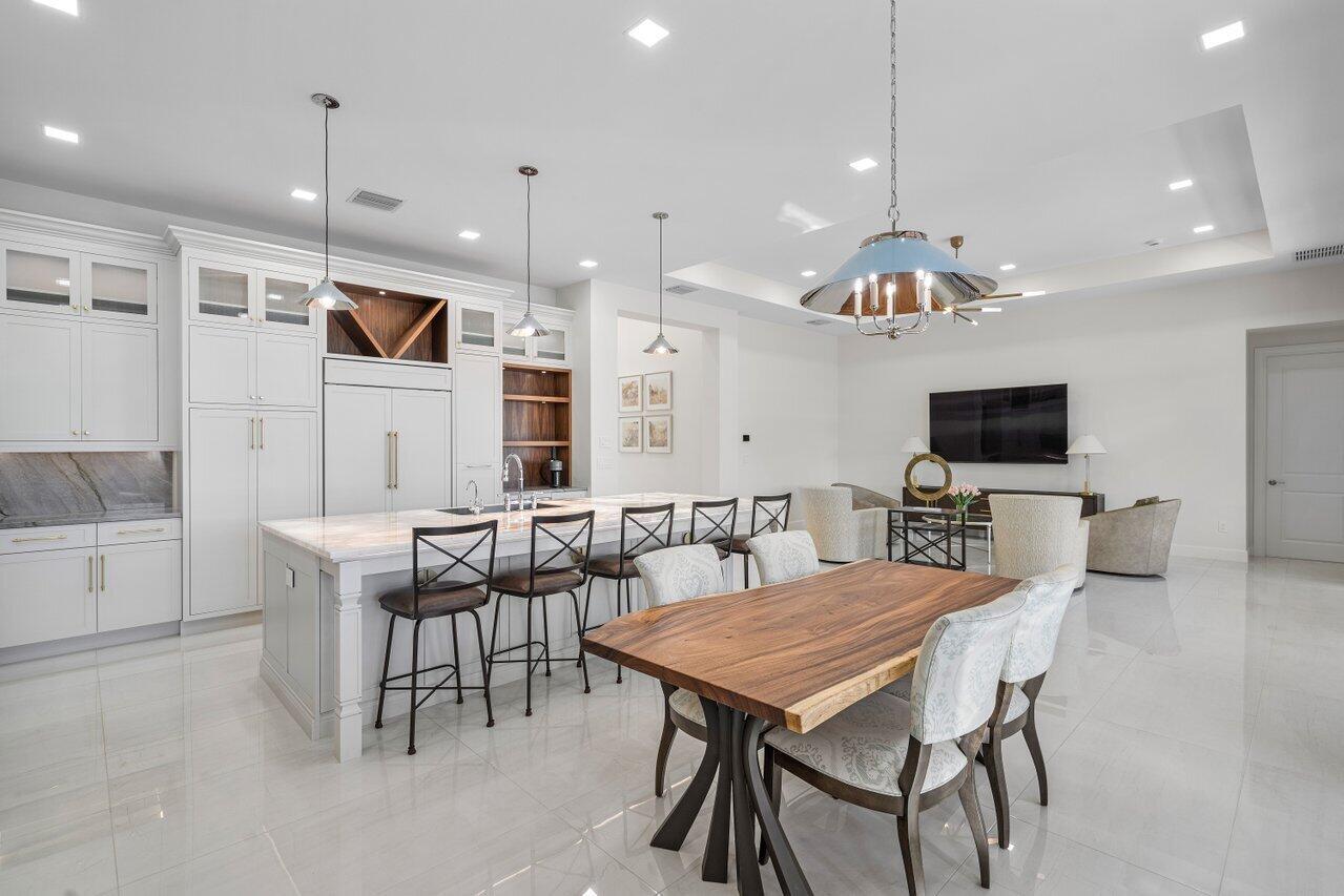 11200 Glen Orchard Lane