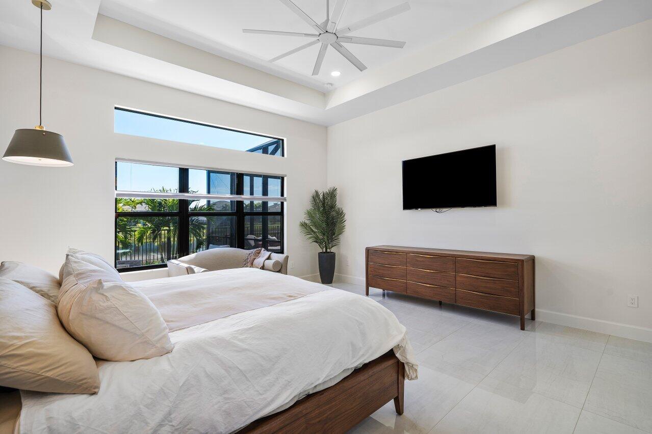 11200 Glen Orchard Lane