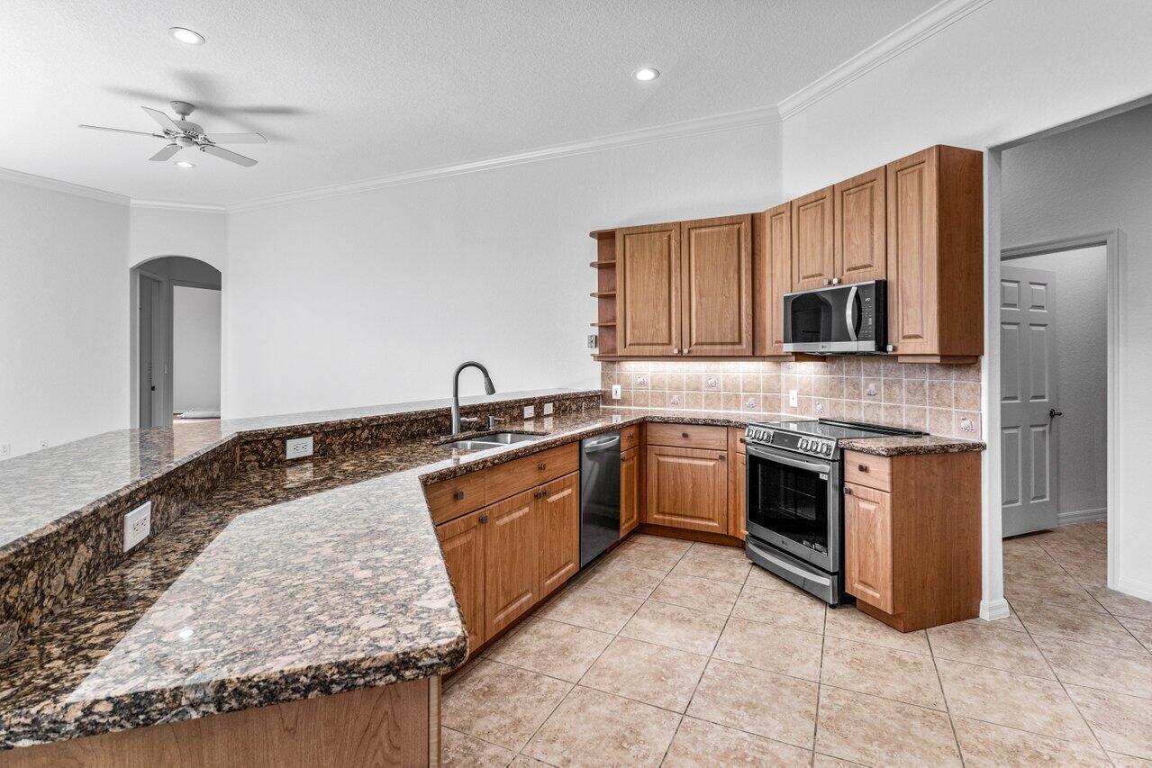 400 Rosewood Circle