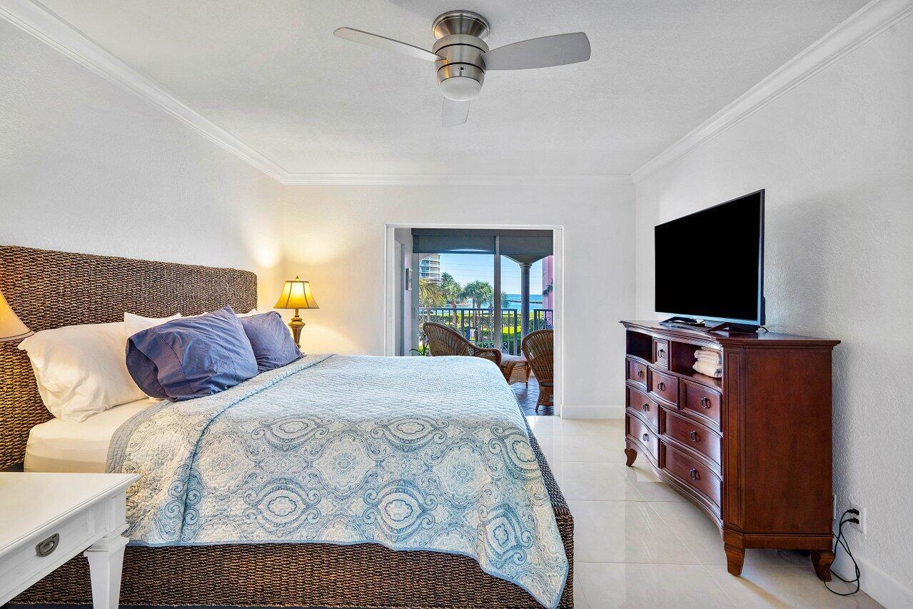 1040 Banyan Road 2010