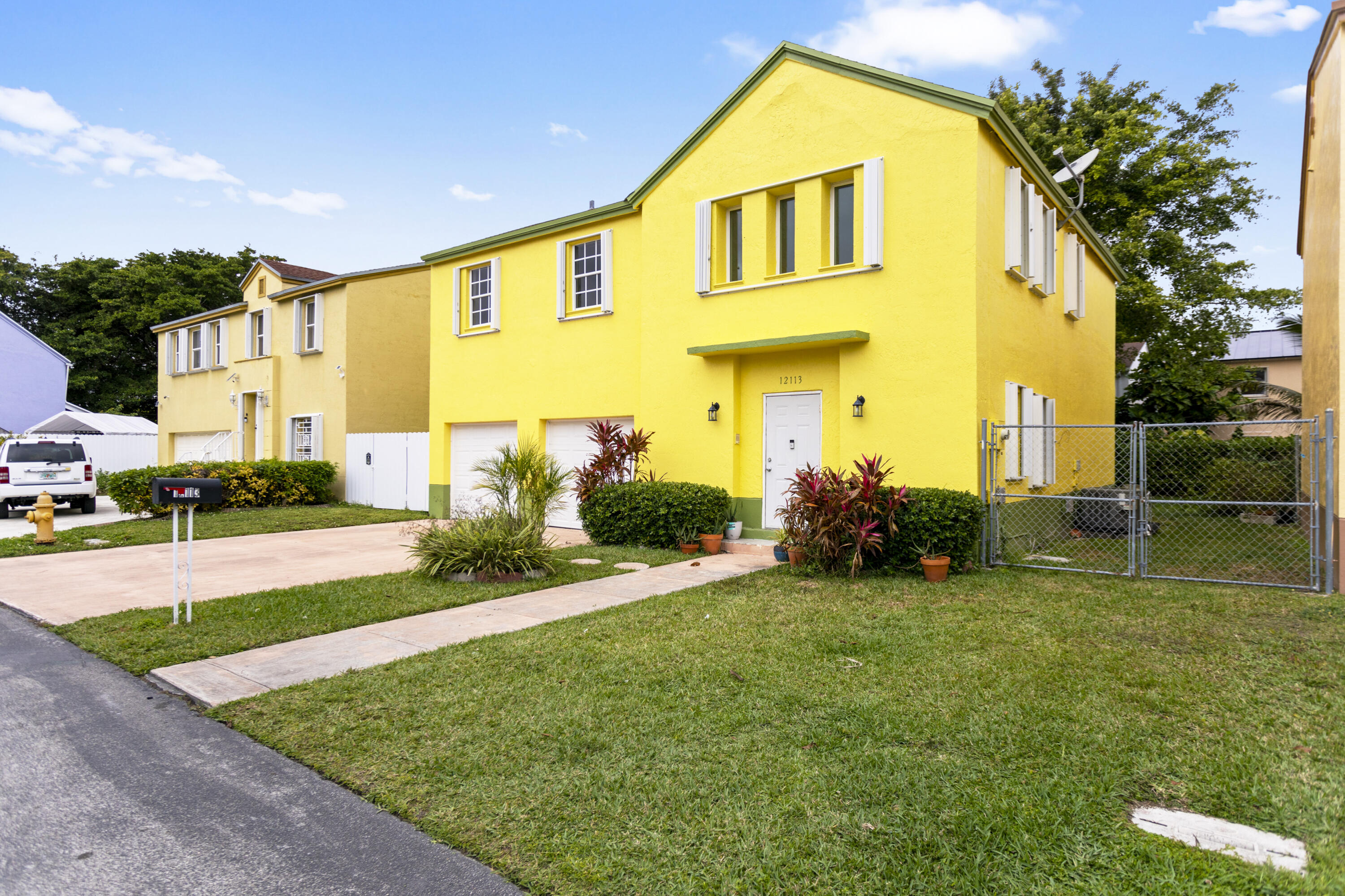 12113 SW 272nd Terrace