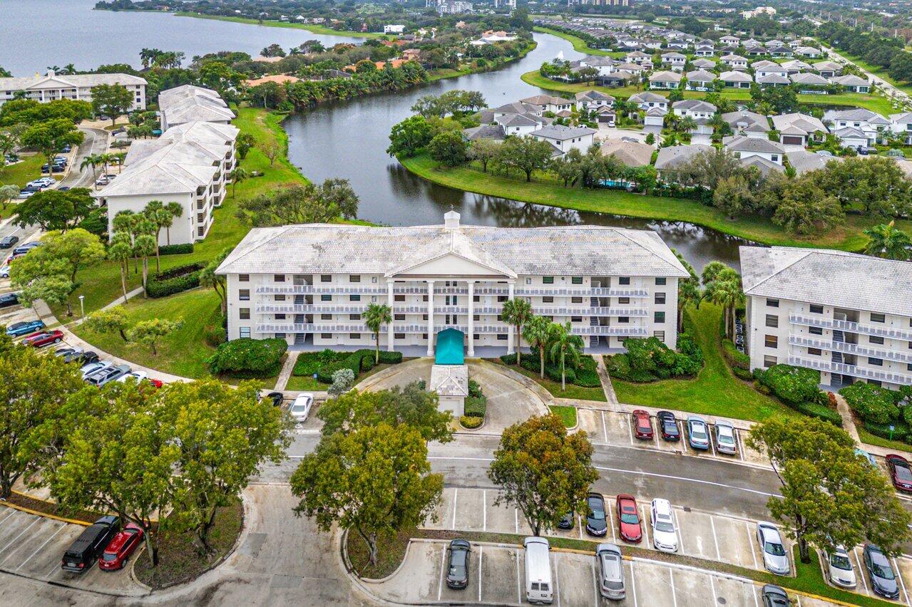 3630 Whitehall Drive #205, West Palm Beach Unit: #205